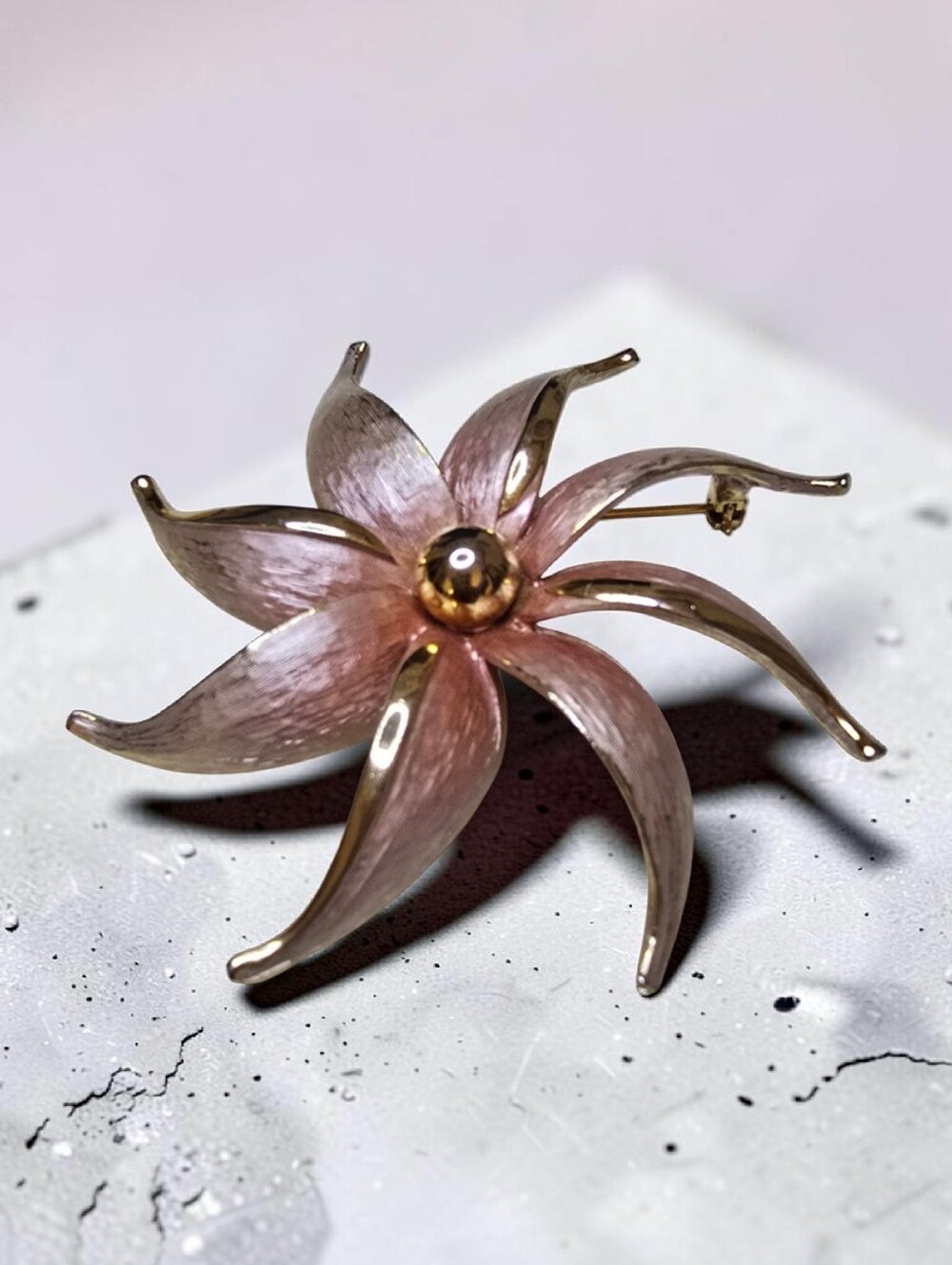 Vintage Mid-Century Modern Unsigned Kramer Starburst Brooch - Picture 2 of 5